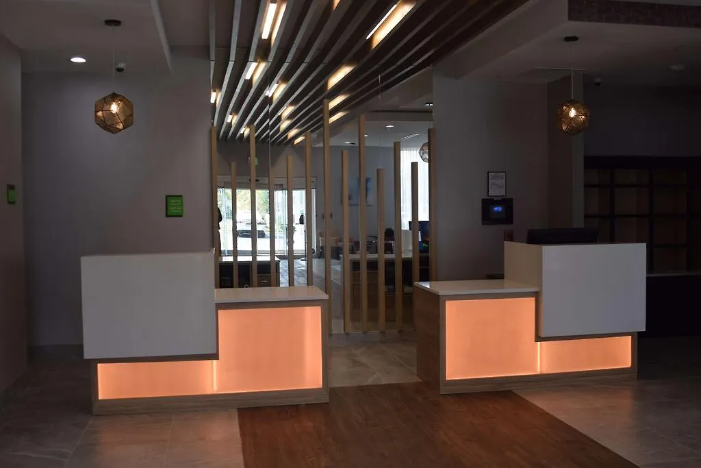 La Quinta Inn & Suites By Wyndham Manassas Va-Dulles Airport Manassas Park Hotel